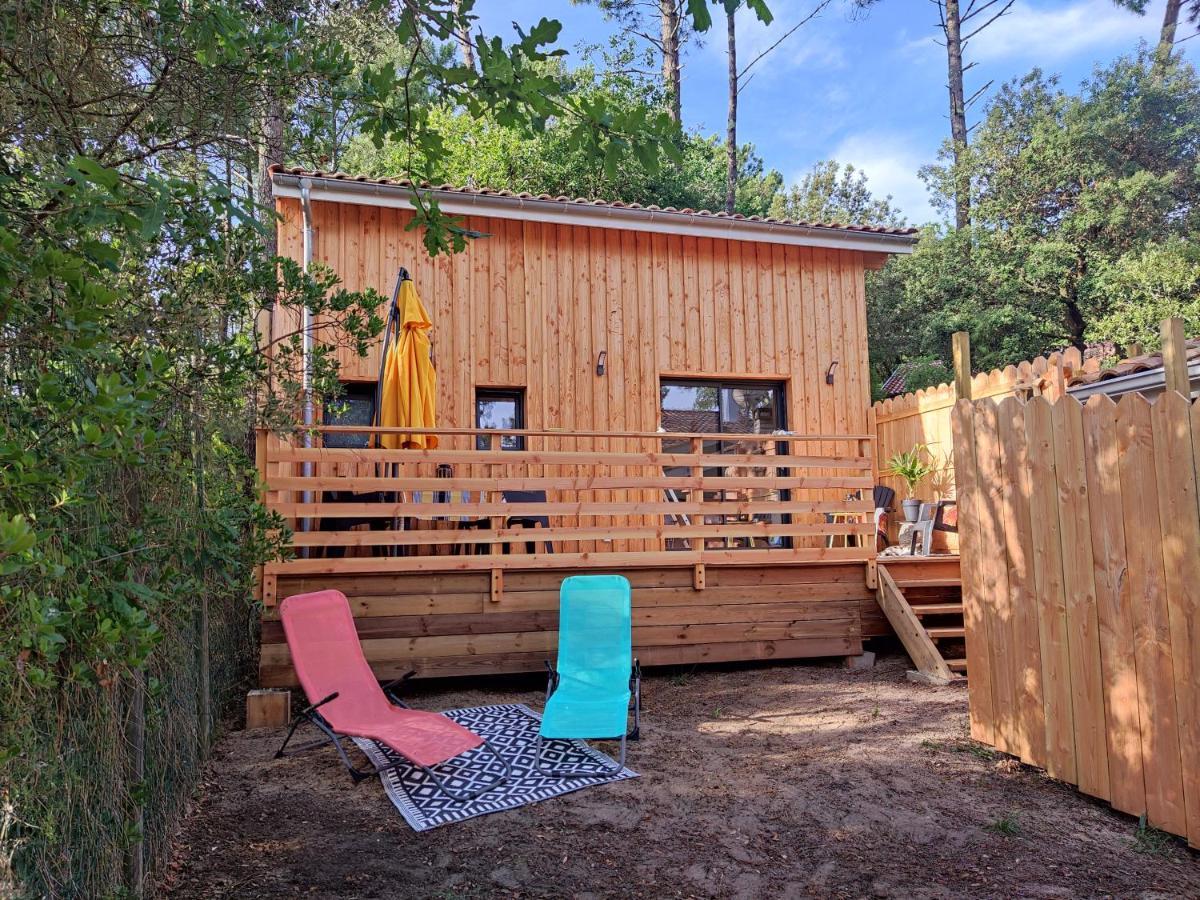 Lodge 2 Etoiles La Tete Dans Les Pins Les Pieds Dans L Eau Lacanau Exterior photo